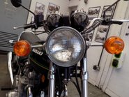 Kawasaki Z900 A4 10