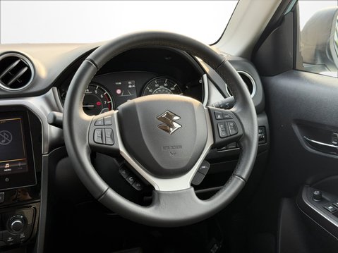 Suzuki Vitara 1.4 Boosterjet Mhev Motion Auto 16