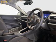 Jeep Avenger 1.2 e-Hybrid Summit SUV 5dr Petrol Hybrid e-DCT Euro 6 (s/s) (100 ps) Air C 12
