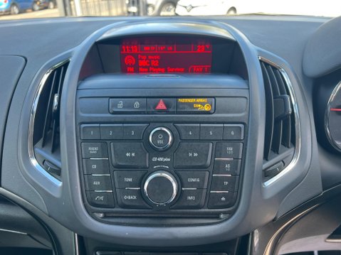 Vauxhall Zafira 2.0 CDTi SE Auto Euro 5 5dr 35