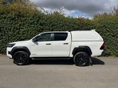 Toyota Hilux Invincible X | Auto | 2.8 LT | Double Cab | Sensors | EURO 6 | NO VAT 5
