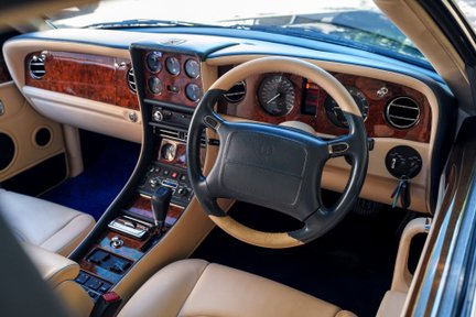 Bentley Continental R Mulliner 15