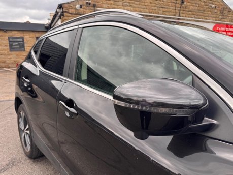 Nissan Qashqai DCI N-CONNECTA DCT 12
