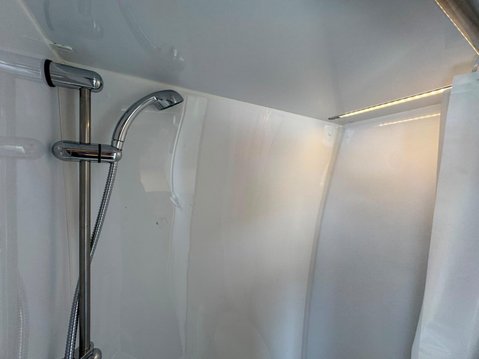 Mercedes-Benz Sprinter 16
