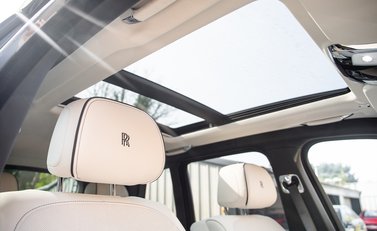 Rolls-Royce Cullinan 14