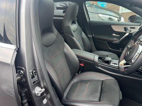 Mercedes-Benz A Class A 180 D AMG LINE PREMIUM PLUS 21