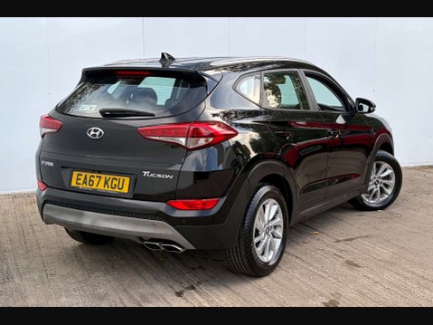 Hyundai TUCSON 2.0 Tucson SE Nav Blue Drive 2WD CRDi 5dr 9