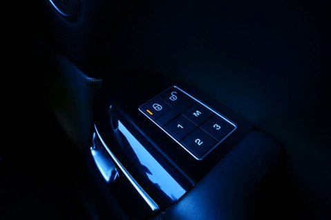 Land Rover Range Rover Sport 3.0 Range Rover Sport Autobiography Dynamic SDV6 Auto 4WD 5dr 40