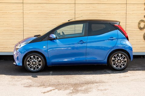 Toyota Aygo Aygo 1.0 VVT-i X-Clusiv 5dr Hatchback 13