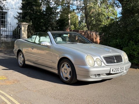 Mercedes-Benz CLK 2.0 CLK200 Kompressor Elegance Cabriolet 2dr Petrol Manual (233 g/km, 163 b 18