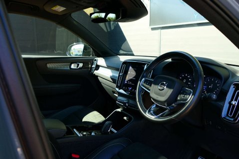 Volvo XC40 1.5 XC40 R-Design T3 Auto 5dr 21