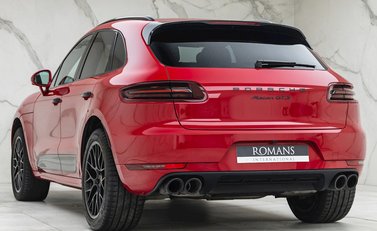 Porsche Macan GTS 3