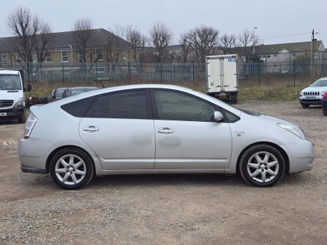 Toyota Prius 1.5 T3 CVT 5dr 14