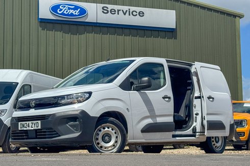 Vauxhall Combo Crew Cab LWB L2H1 Low Roof Prime 2300 Aircon Cruise Nav EURO 6