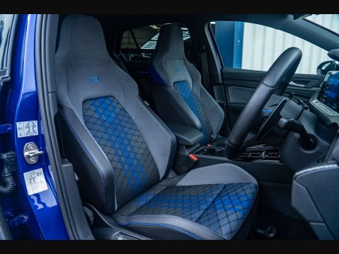 Volkswagen Golf 2.0 Golf R TSi 4Motion Semi-Auto 4WD 5dr 10