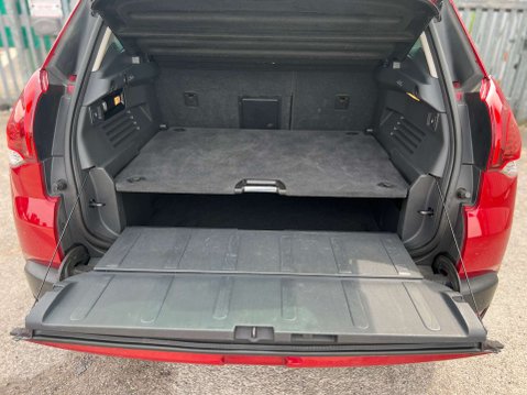 Peugeot 3008 1.6 3008 Allure e-HDi Semi-Auto 5dr 23