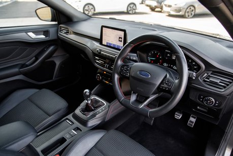 Ford Focus ST-LINE X