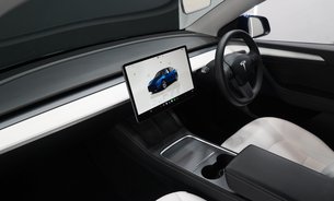 Tesla Model Y LONG RANGE AWD Comfort Suspension White Interior One Owner GROK AI VAT Q 17