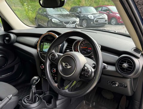 Mini Hatch 1.5 Cooper Auto 5dr 14