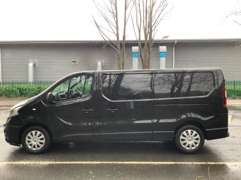 Renault Trafic 2.0 dCi ENERGY 30 Business+ LWB Standard Roof Euro 6 (s/s) 5dr 7