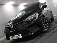 Renault Clio ICONIC TCE 32