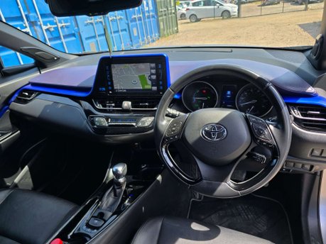 Toyota C-HR 1.8 VVT-h Dynamic SUV 5dr Petrol Hybrid CVT Euro 6 (s/s) (122 ps) 44