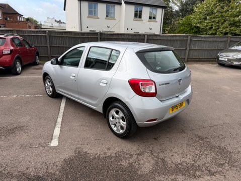 Dacia Sandero 1.5 dCi Laureate Euro 5 5dr 6