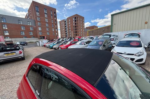 Fiat 500 LOUNGE.. CONVERTIBLE..LOOK ONLY £35:00 R/TAX…BLUETOOTH  3
