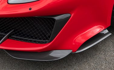 Ferrari 488 Pista 24