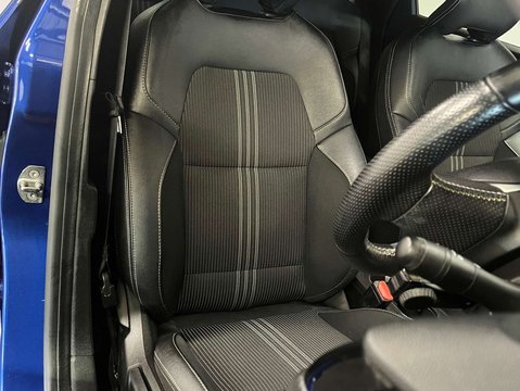 Renault Captur 1.6 Captur E-Tech Engineered PHEV Auto 5dr 18