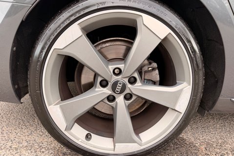 Audi A4 AVANT TDI S LINE BLACK EDITION -B&O - VIRTUAL COCKPIT -REVERSE CAMERA  53