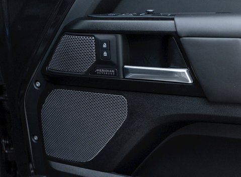 Land Rover Defender 90 V8 Carpathian Edition URBAN 20