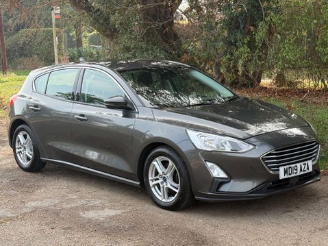 Ford Focus 1.5 Focus Zetec TDCI 5dr 4