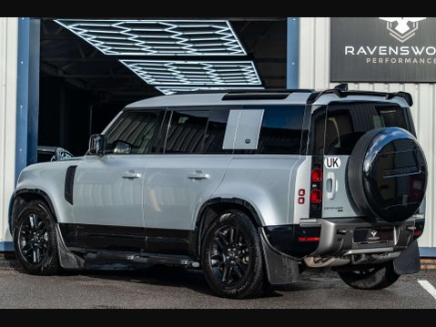 Land Rover Defender 3.0 Defender X-Dynamic S D MHEV Auto 4WD 5dr 2