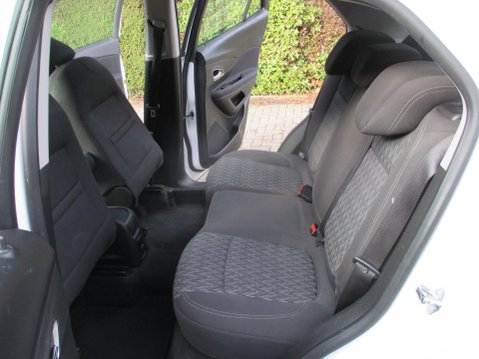 Vauxhall Mokka 1.7 CDTi Exclusiv 4WD Euro 5 (s/s) 5dr 30