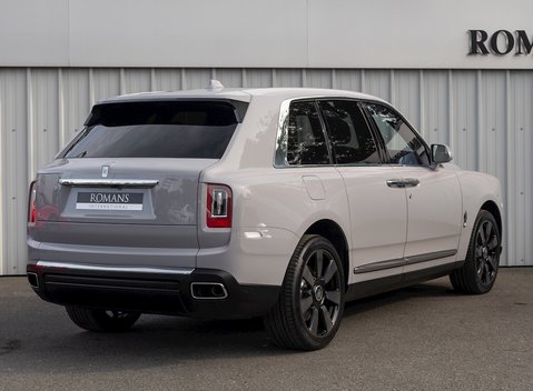 Rolls-Royce Cullinan 7