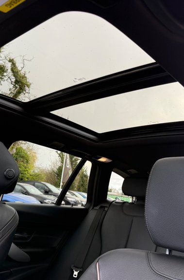 BMW 3 Series 320D XDRIVE M SPORT SHADOW EDITION TOURING -PAN ROOF -PRO MEDIA -APPLE CARP 