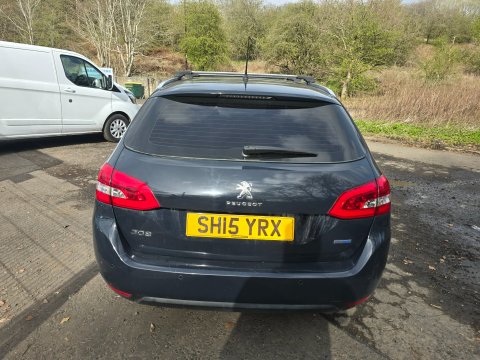 Peugeot 308 BLUE HDI S/S SW ALLURE 6