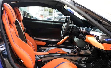 Ferrari LaFerrari 11