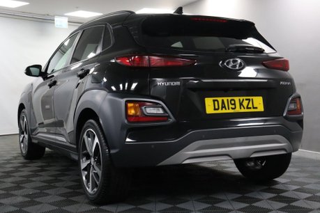 Hyundai KONA PREMIUM 29