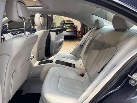Mercedes-Benz CLS 3.0 CLS 350 D AMG Line Premium Auto 4dr 63