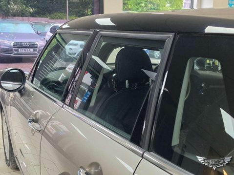 Mini Hatch 1.5 Cooper Classic Steptronic Euro 6 (s/s) 5dr 12