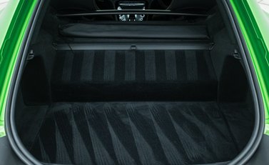 Mercedes-Benz AMG GT R 38