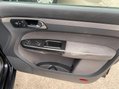 Volkswagen Touran 2.0 TDI SE 5dr (7 Seats) 16