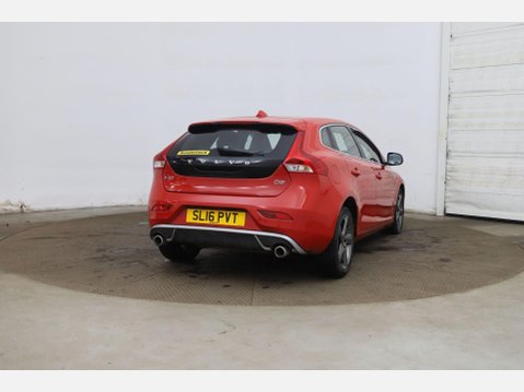 Volvo V40 2.0 D2 R-Design Euro 6 (s/s) 5dr 6