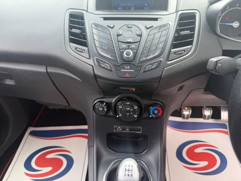 Ford Fiesta 1.0T EcoBoost ST-Line Hatchback 3dr Petrol Manual Euro 6 (s/s) (125 ps) LOW 13