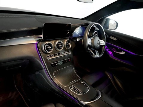 Mercedes-Benz GLC 2.0 GLC300d AMG Line (Premium) Coupe 5dr Diesel G-Tronic+ 4MATIC Euro 6 (s/ 14