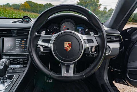 Porsche 911 Carrera S PDK 13