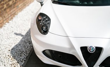 Alfa Romeo 4C 23