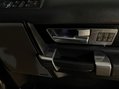 Land Rover Discovery SDV6 HSE 22